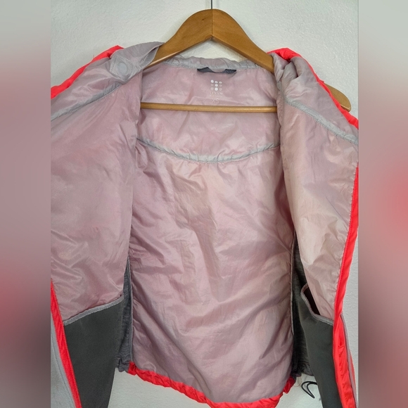 Title Nine Will Power Light Vest, Size XS - Picture 7 of 10